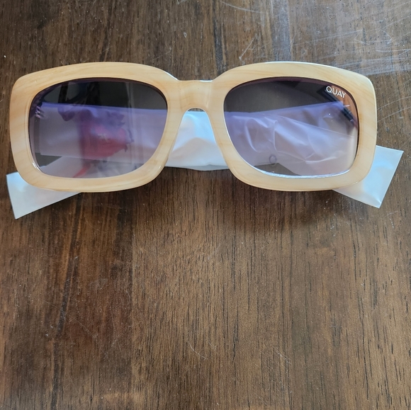 Quay Australia Accessories - Quay Yada Yada